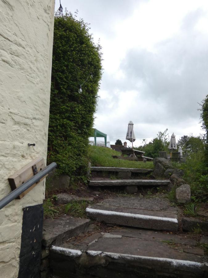 The Farmers Arms, Cwmdu Llanwddyn  Εξωτερικό φωτογραφία